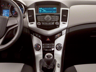 2011 Chevrolet Cruze LS