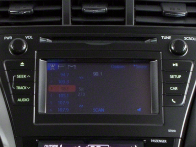 2013 Toyota Prius v Two