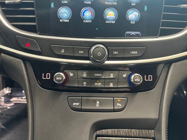 2017 Buick LaCrosse Essence