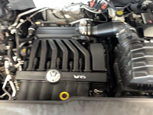 2022 Volkswagen Atlas 3.6L V6 SEL Premium R-Line
