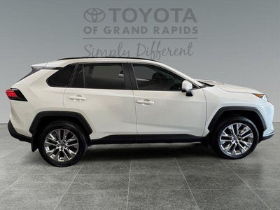 2021 Toyota RAV4 XLE Premium