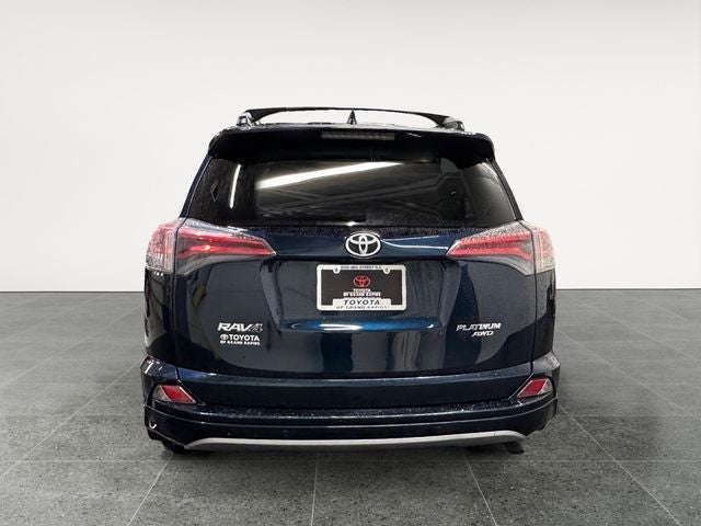 2017 Toyota RAV4 Platinum