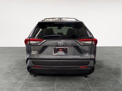 2020 Toyota RAV4 LE