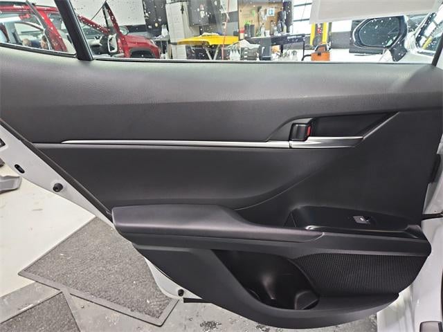 2019 Toyota Camry Hybrid LE