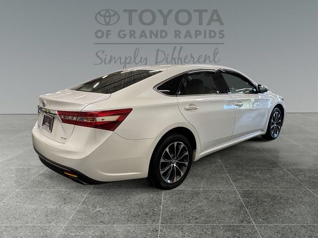 2016 Toyota Avalon XLE