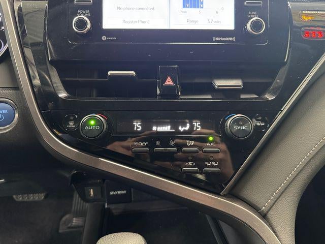 2022 Toyota Camry Hybrid LE