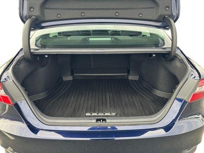 2022 Toyota Camry Hybrid XLE