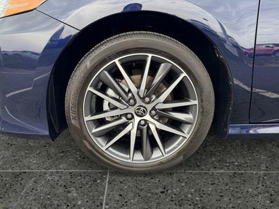 2022 Toyota Camry Hybrid XLE