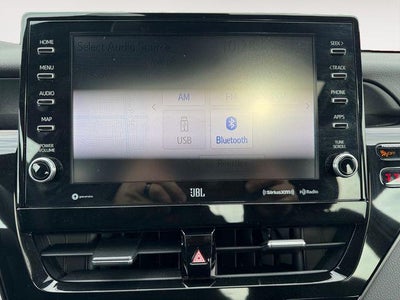 2022 Toyota Camry Hybrid XLE