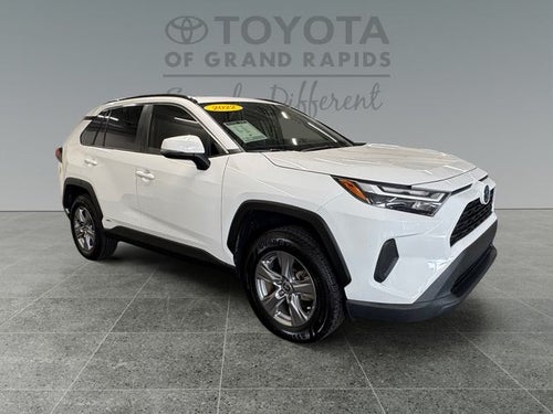 2022 Toyota RAV4 Hybrid XLE