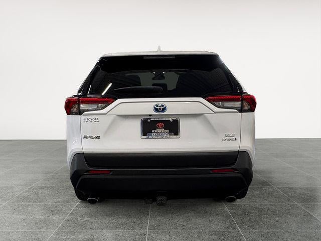 2022 Toyota RAV4 Hybrid XLE