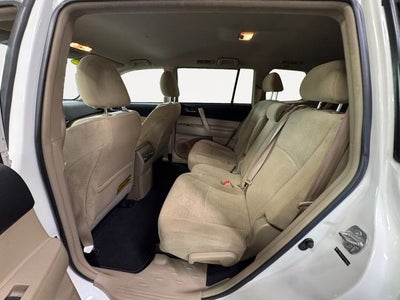 2013 Toyota Highlander Base Plus V6