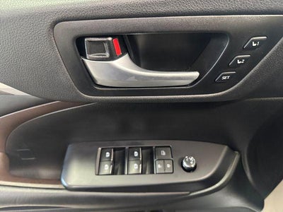 2019 Toyota Highlander Limited Platinum
