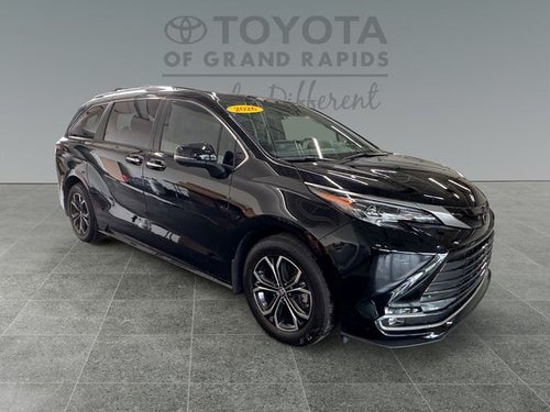 2026 Toyota Sienna Platinum 7 Passenger