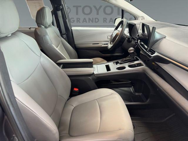 2025 Toyota Sienna XLE 7 Passenger