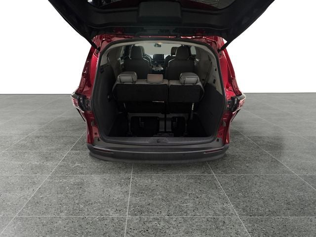 2023 Toyota Sienna XLE 7 Passenger