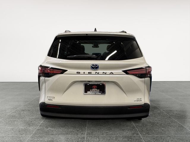 2021 Toyota Sienna XLE 7 Passenger