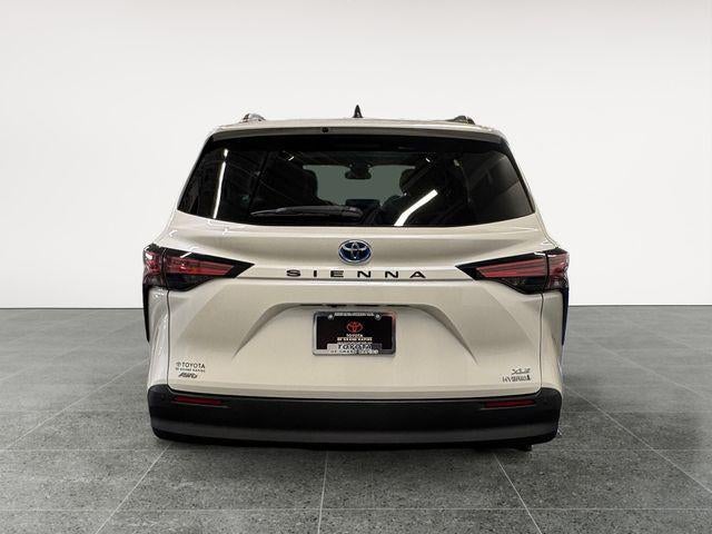 2021 Toyota Sienna XLE 7 Passenger