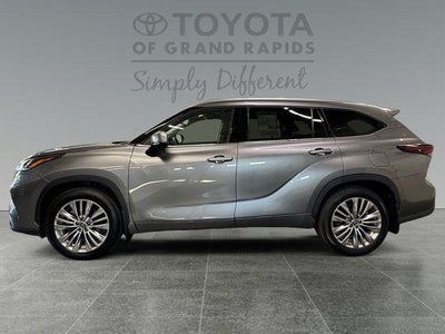 2026 Toyota Highlander Platinum