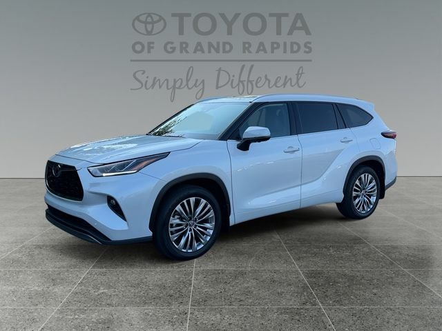 2026 Toyota Highlander Platinum