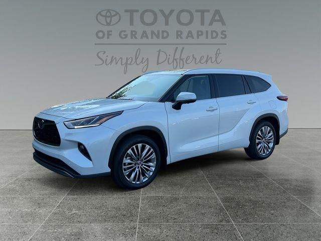 2026 Toyota Highlander Platinum