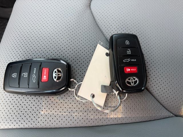 2026 Toyota Highlander Hybrid Limited
