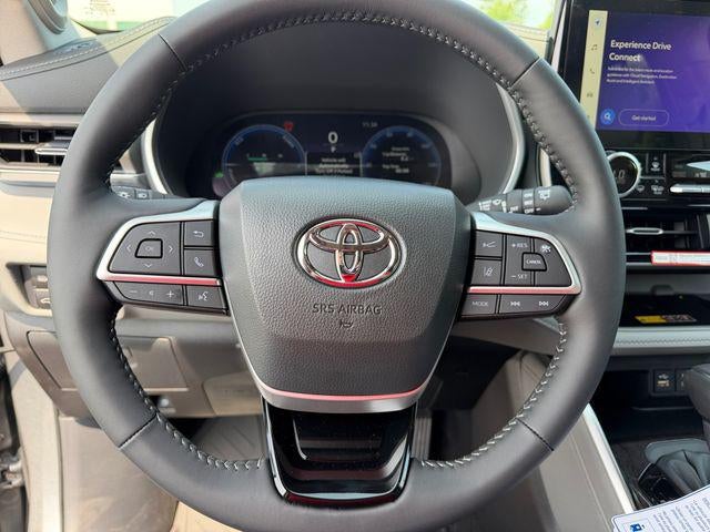 2026 Toyota Highlander Hybrid Limited