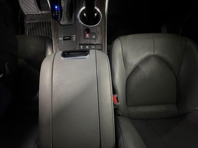2022 Toyota Highlander Hybrid Limited