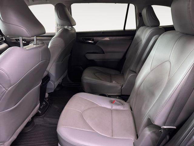 2022 Toyota Highlander Hybrid Limited
