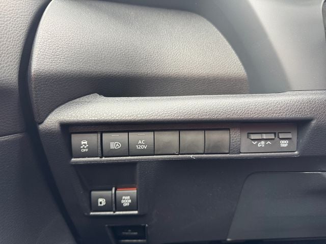 2026 Toyota Sienna XSE 7 Passenger