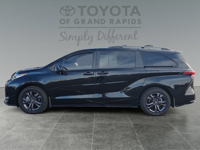 2026 Toyota Sienna XSE 7 Passenger