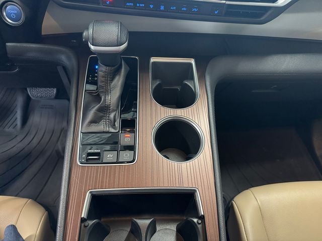 2021 Toyota Sienna XLE 8 Passenger