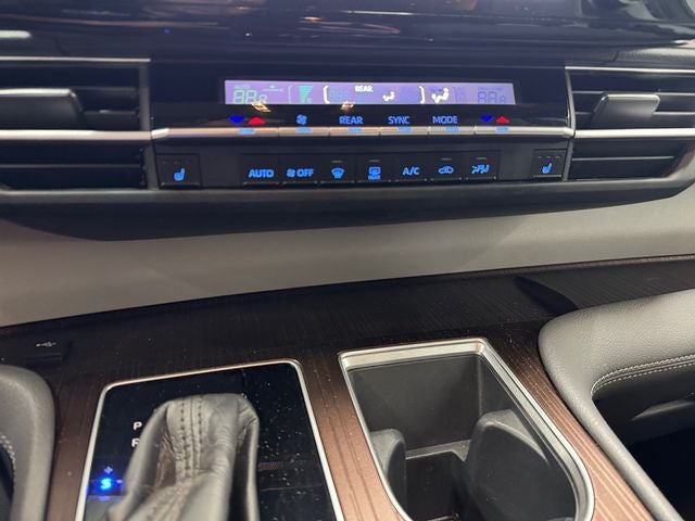 2022 Toyota Sienna XLE 7 Passenger