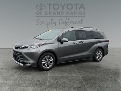 2026 Toyota Sienna Limited 7 Passenger