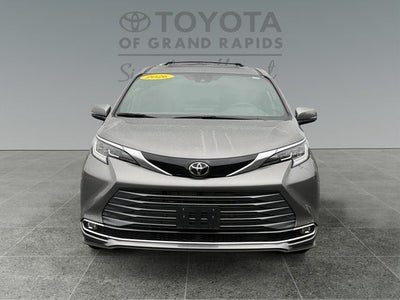 2026 Toyota Sienna Limited 7 Passenger