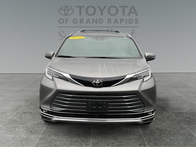 2026 Toyota Sienna Limited 7 Passenger