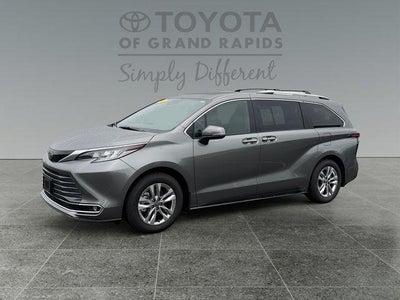 2026 Toyota Sienna Limited 7 Passenger