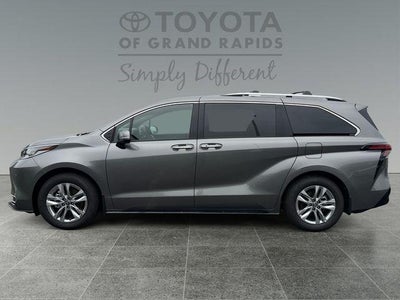 2026 Toyota Sienna Limited 7 Passenger