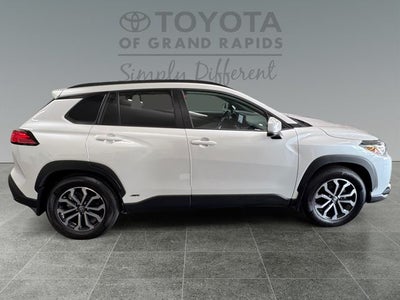 2023 Toyota Corolla Cross Hybrid SE