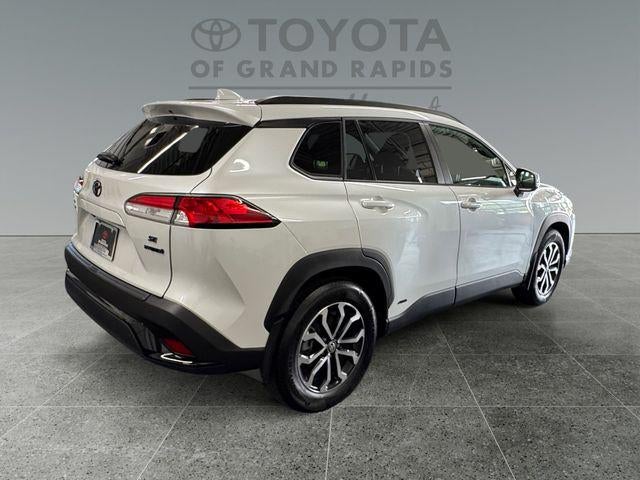 2023 Toyota Corolla Cross Hybrid SE