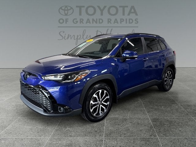 2023 Toyota Corolla Cross Hybrid SE