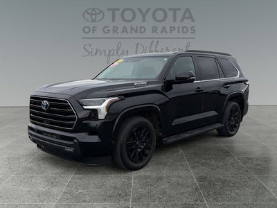 2024 Toyota Sequoia SR5