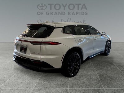2025 Toyota Crown Signia Limited