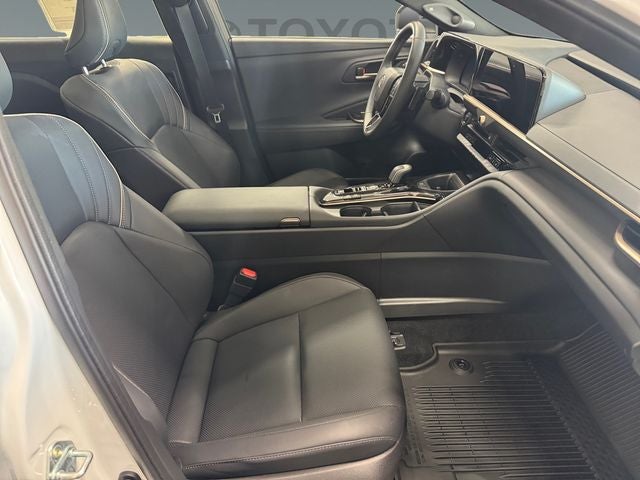 2025 Toyota Crown Signia Limited