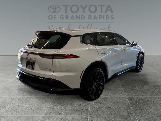 2025 Toyota Crown Signia Limited