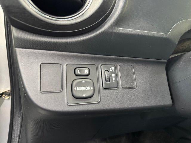2014 Toyota Prius c Three