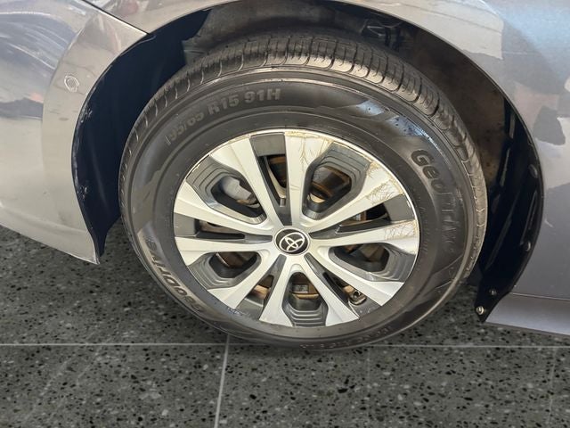 2019 Toyota Prius XLE AWD-e