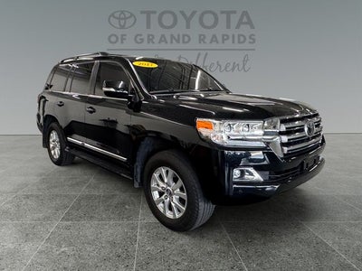 2017 Toyota Land Cruiser Base