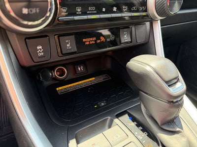 2019 Toyota RAV4 Hybrid XSE