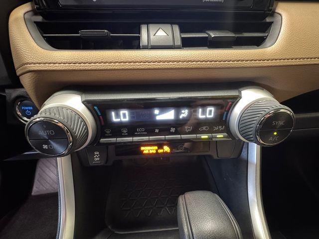 2020 Toyota RAV4 Hybrid XLE